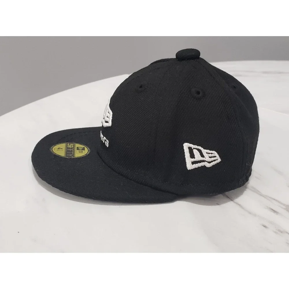 NEVER USED New Era Fitted Mini Cap  4 1/4